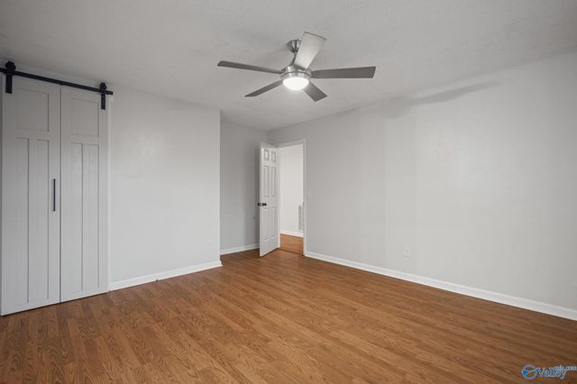 121 Tessie Drive SE, Owens Cross Roads, AL 35763