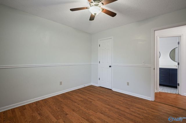 121 Tessie Drive SE, Owens Cross Roads, AL 35763