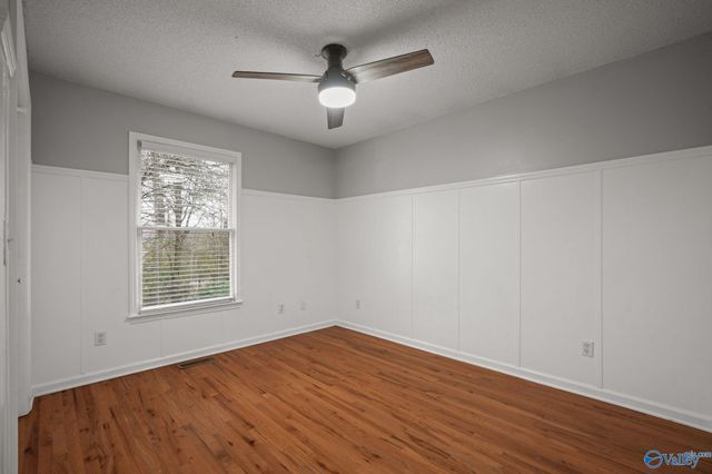 121 Tessie Drive SE, Owens Cross Roads, AL 35763