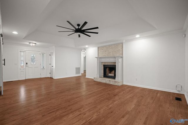 121 Tessie Drive SE, Owens Cross Roads, AL 35763