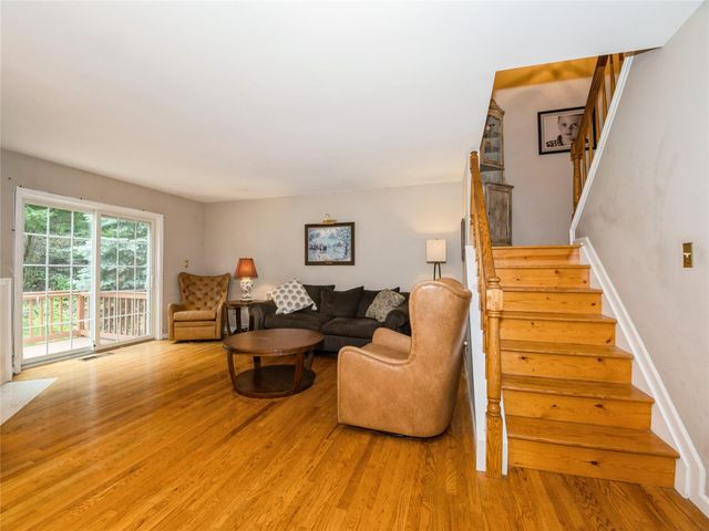 47 Muirfield Court, Poughkeepsie, NY 12603