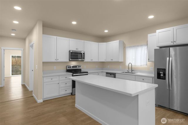 942 S M Street, Tacoma, WA 98405