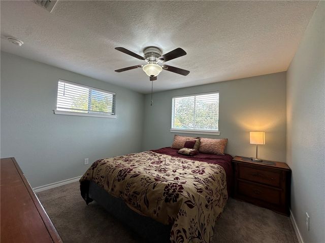 201 Volpe, Gregory, TX 78359