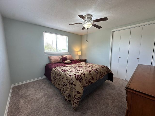201 Volpe, Gregory, TX 78359