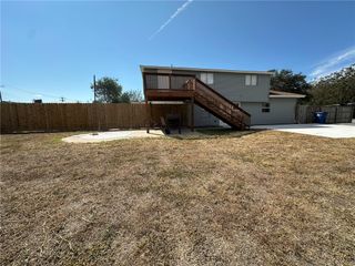 201 Volpe, Gregory, TX 78359