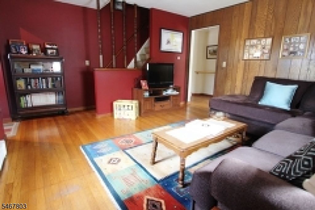 2011 Hamilton Blvd, South Plainfield Boro, NJ 07080 — photo 2