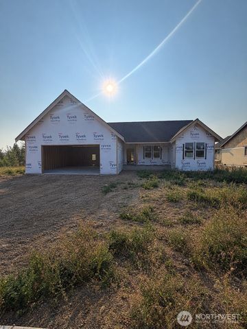 809 E 6th Street, Nooksack, WA 98276
