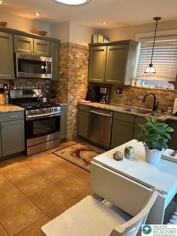 709 6th Avenue, Bethlehem City, PA 18018