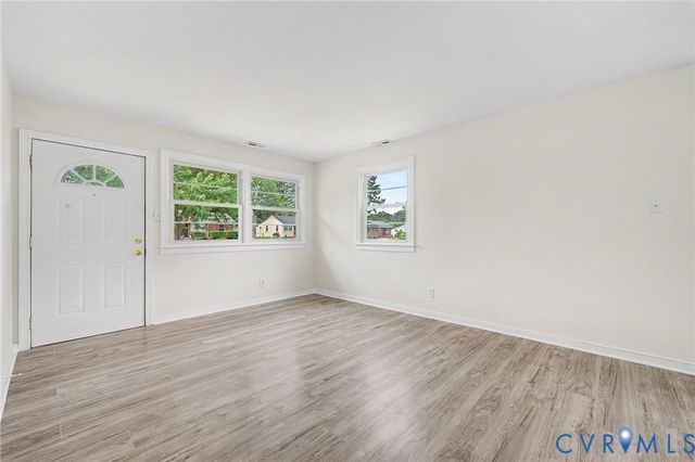 309 N Foxhill Rd, Henrico, VA 23223