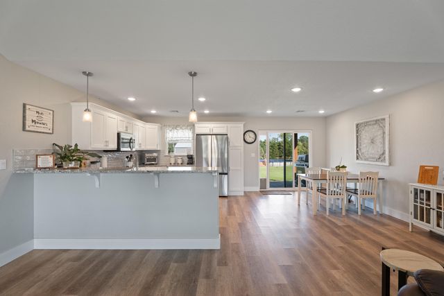 61500 E 266 Road, Grove, OK 74344