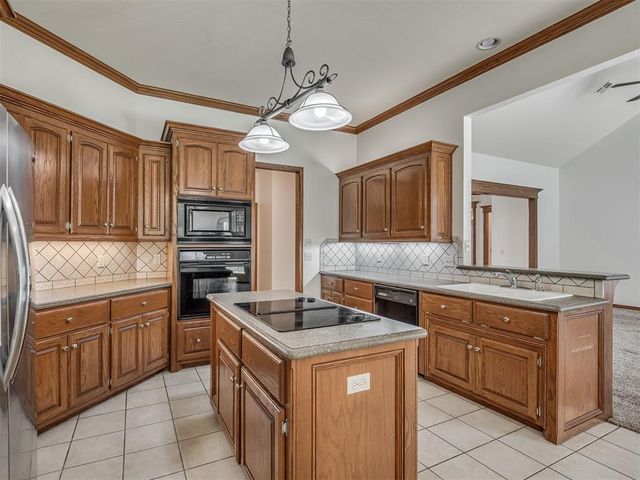 12432 Elizabeth Drive, Oklahoma City, OK 73130