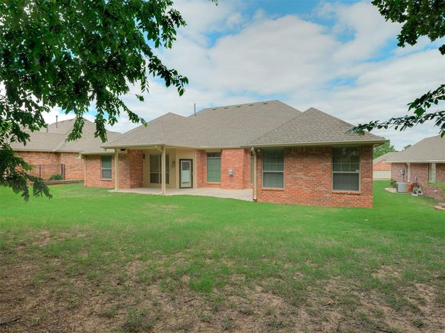 12432 Elizabeth Drive, Oklahoma City, OK 73130