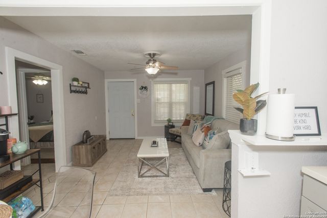 611 Brunswick, San Antonio, TX 78214