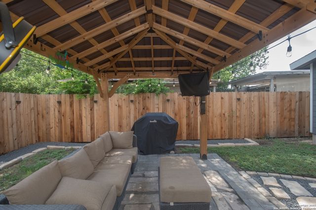 611 Brunswick, San Antonio, TX 78214