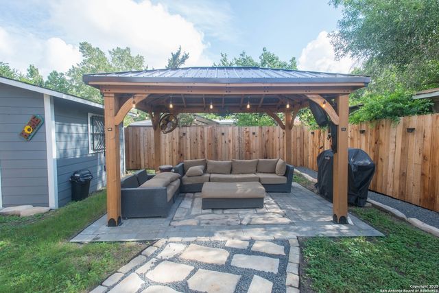 611 Brunswick, San Antonio, TX 78214