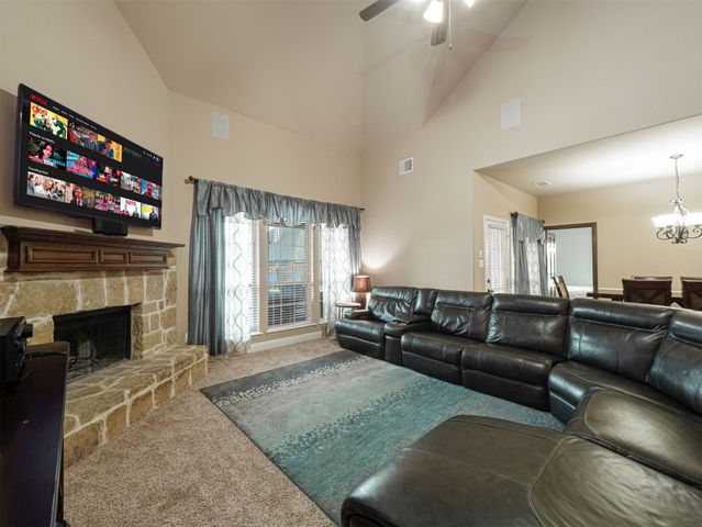 4606 Waterford Glen Drive, Mansfield, TX 76063