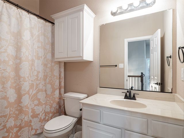 4606 Waterford Glen Drive, Mansfield, TX 76063