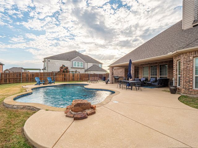 4606 Waterford Glen Drive, Mansfield, TX 76063