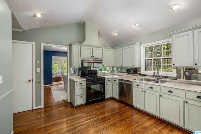 3541 OLD LEEDS COURT, Mountain Brook, AL 35213