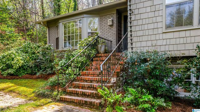 3541 OLD LEEDS COURT, Mountain Brook, AL 35213
