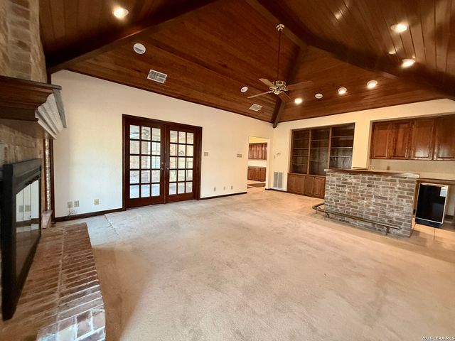 21210 Forest Waters Cir, Garden Ridge, TX 78266