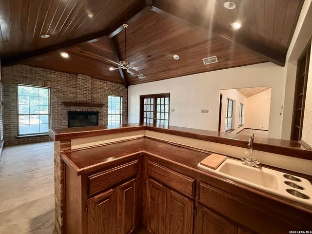 21210 Forest Waters Cir, Garden Ridge, TX 78266