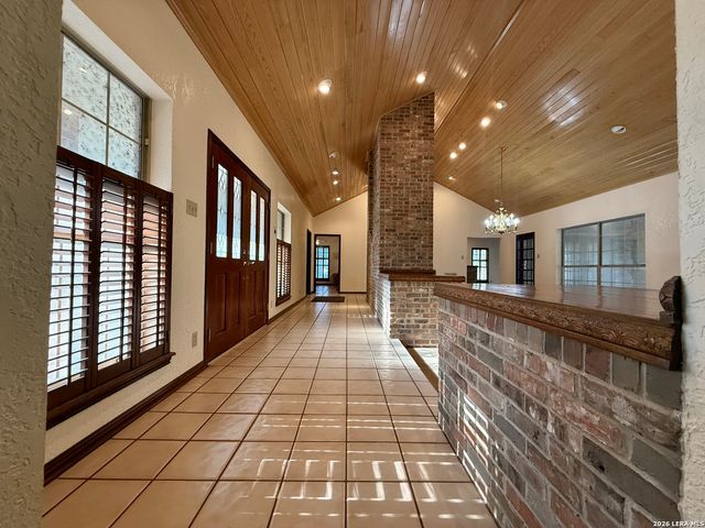 21210 Forest Waters Cir, Garden Ridge, TX 78266