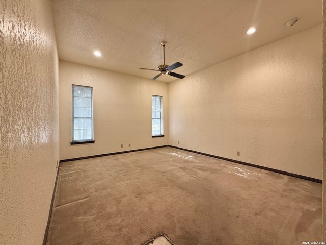 21210 Forest Waters Cir, Garden Ridge, TX 78266
