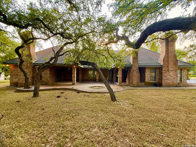 21210 Forest Waters Cir, Garden Ridge, TX 78266
