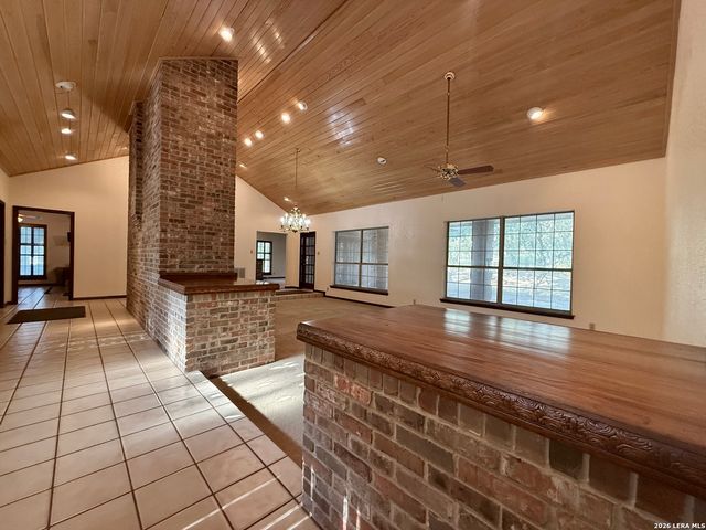 21210 Forest Waters Cir, Garden Ridge, TX 78266