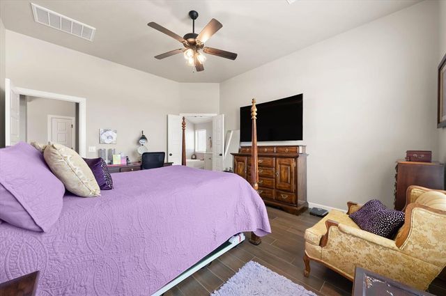 13248 Sawtooth Oak Road, Choctaw, OK 73020