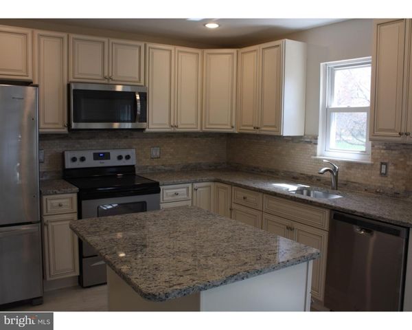 60 PROVIDENCE AVE, Doylestown, PA 18901