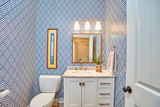 908 Hillsborough Road, Chapel Hill, NC 27516