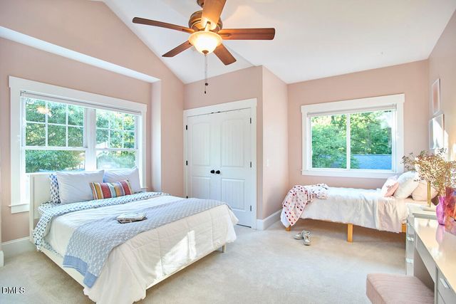 908 Hillsborough Road, Chapel Hill, NC 27516