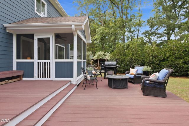 908 Hillsborough Road, Chapel Hill, NC 27516