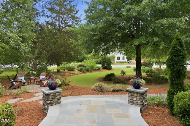 908 Hillsborough Road, Chapel Hill, NC 27516