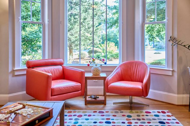 908 Hillsborough Road, Chapel Hill, NC 27516