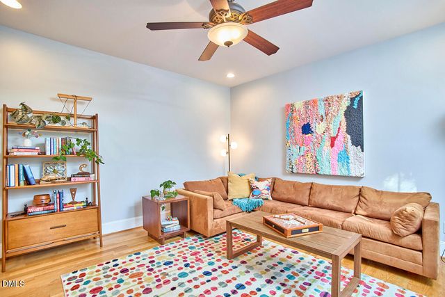 908 Hillsborough Road, Chapel Hill, NC 27516
