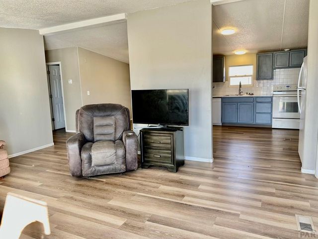 2501 E 9th St, Pueblo, CO 81001