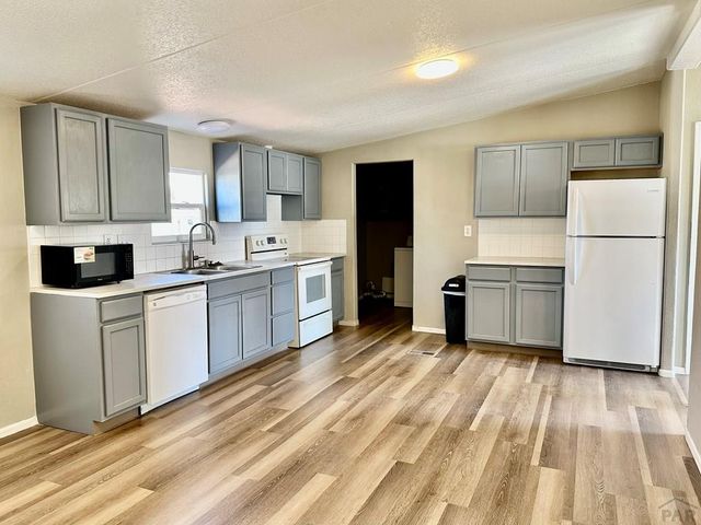 2501 E 9th St, Pueblo, CO 81001