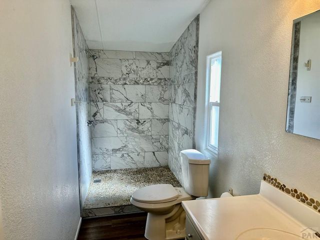 2501 E 9th St, Pueblo, CO 81001