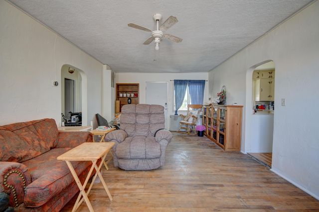 1008 W Castillo Avenue, Belen, NM 87002
