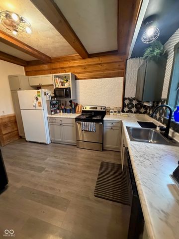 53 Main Avenue, Frankfort, IN 46041