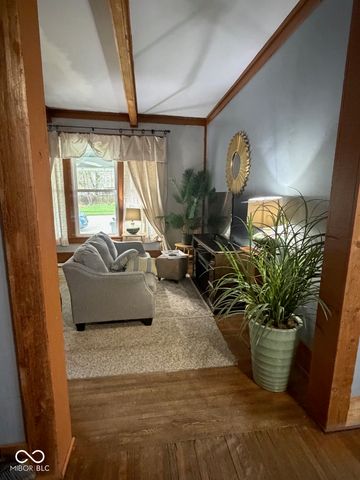 53 Main Avenue, Frankfort, IN 46041