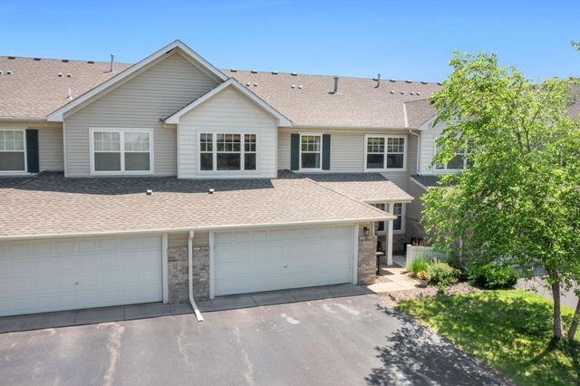 11228 204th Street W 1003, Lakeville, MN 55044