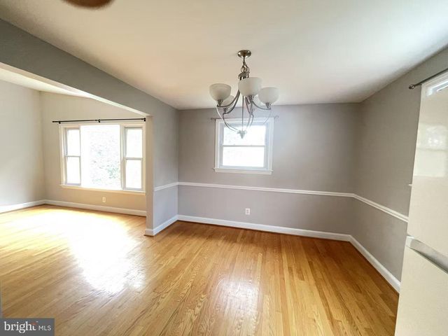 7325 RADCLIFFE DR, College Park, MD 20740