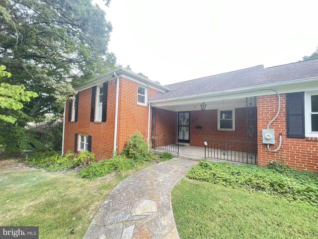 7325 RADCLIFFE DR, College Park, MD 20740