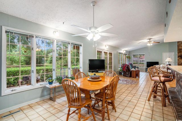 1422 Crooked Pine Dr., Surfside Beach, SC 29575