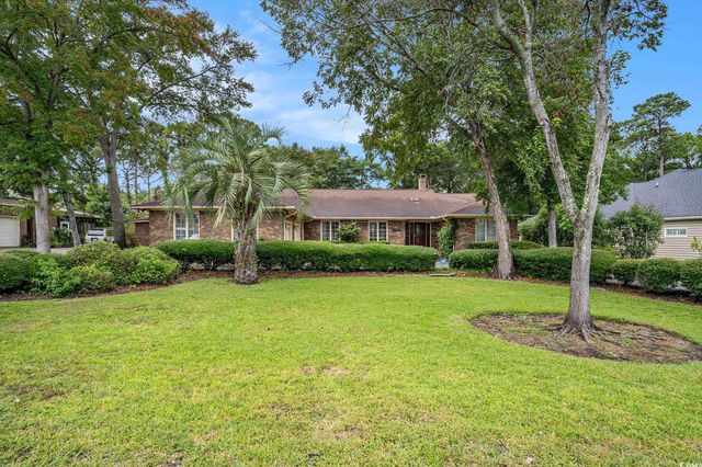 1422 Crooked Pine Dr., Surfside Beach, SC 29575
