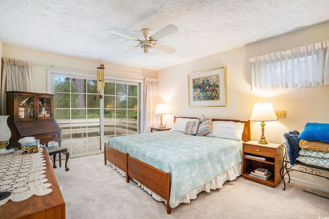 1422 Crooked Pine Dr., Surfside Beach, SC 29575